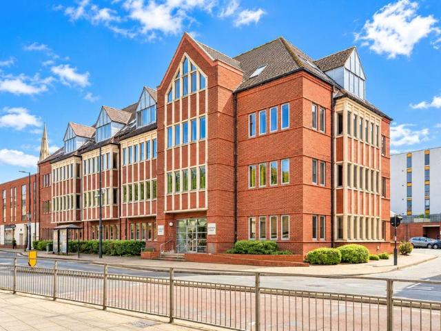 Flat for sale in Cauldwell, Bedford