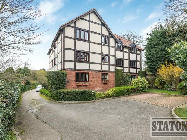 Flat for sale in Hadley Wood, Isle Of Man