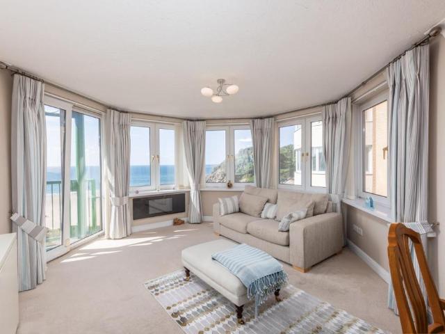Flat for sale in Bishopston, Manselfield