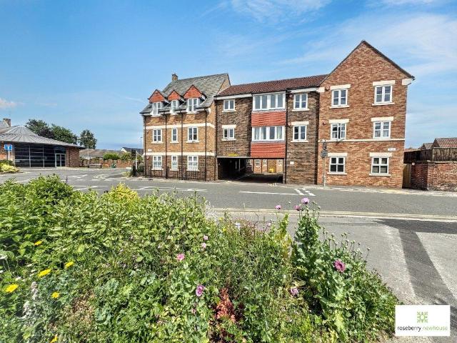Flat for sale in Stokesley, North Yorkshire