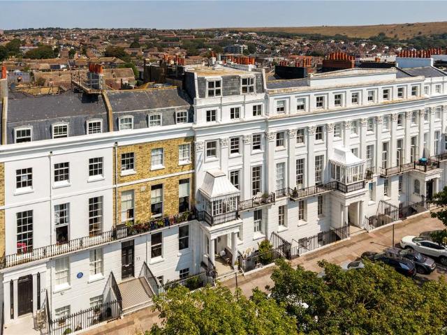 Flat for sale in Brighton Marina Village, Brighton & Hove