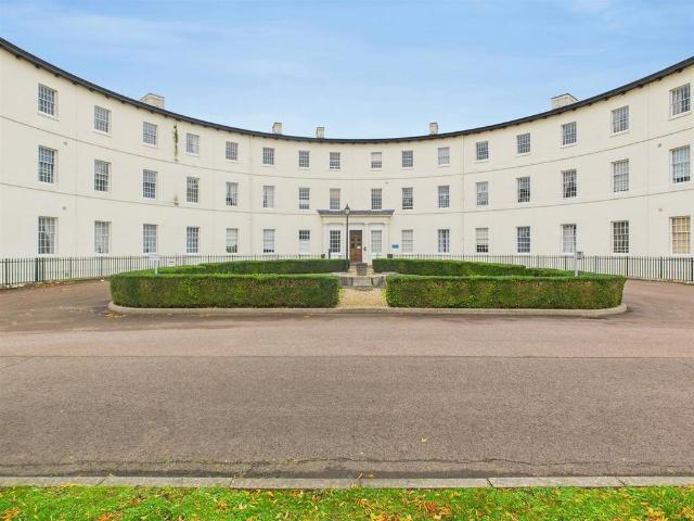 Flat for sale in Wotton Pitch, Gloucester