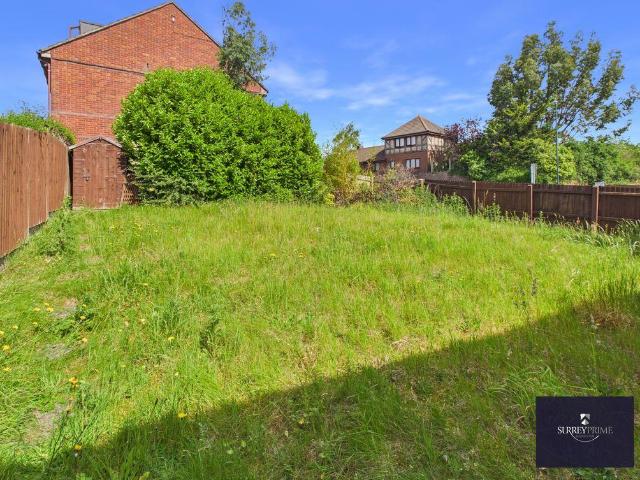 Flat for sale in Chilvers Coton, Camp Hill