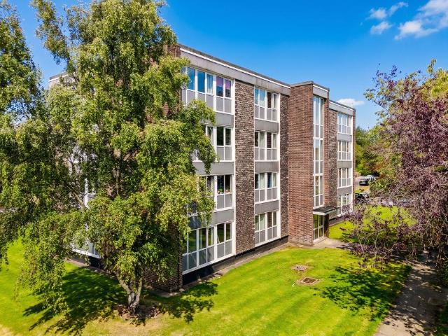 Flat for sale in South Gosforth, Tyne And Wear