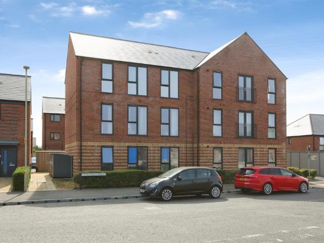 Flat for sale in Daedalus Site, Gosport