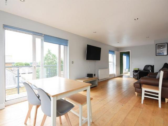 Flat for sale in Navestock Side, Essex