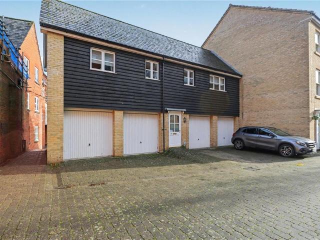 Flat for sale in Lakenham, East Bank