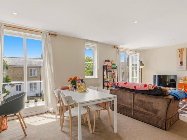 House for sale in London Borough of Wandsworth, Greater London