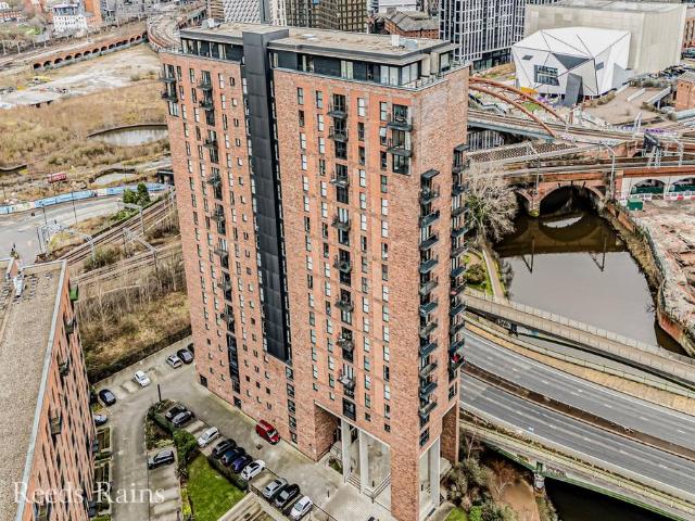 Flat for sale in Ordsall, Salford