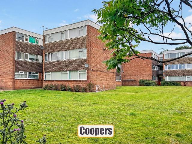 Flat for sale in Tollbar End, West Midlands