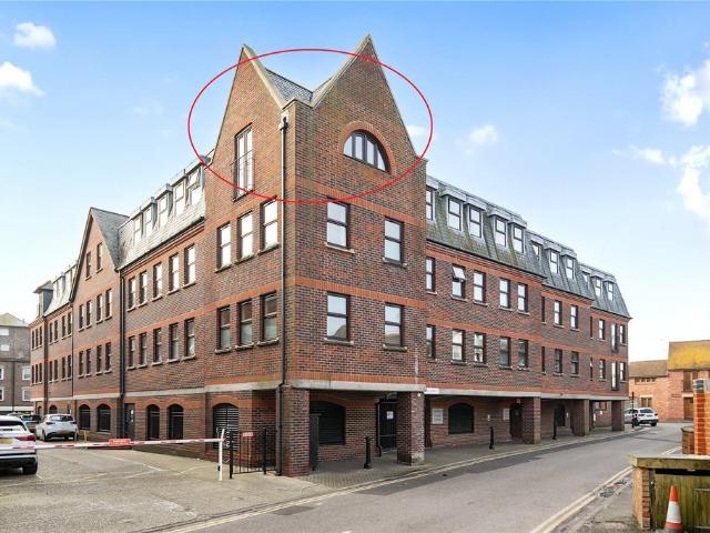 Flat for sale in Old Town, Poole