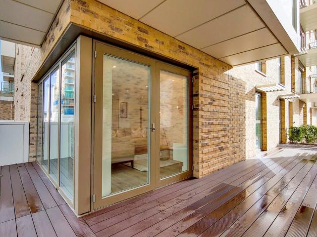 Flat for sale in Kidbrooke, Greater London