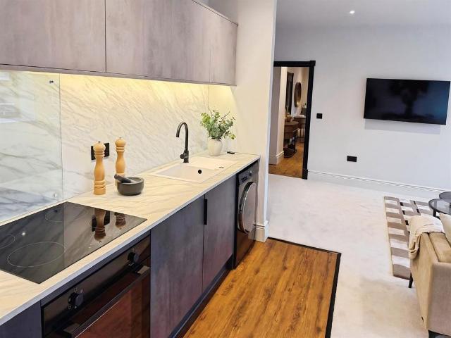 Flat for sale in Highfields, Old Wharf
