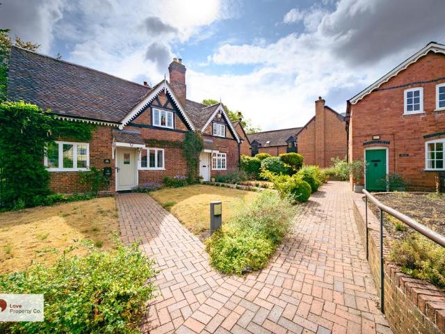 Flat for sale in Hampton In Arden, West Midlands