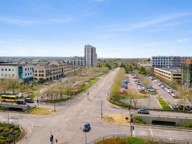 Flat for sale in Milton Keynes