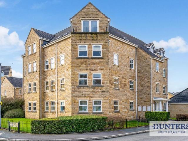 Flat for sale in Apperley Bridge, Isle Of Man