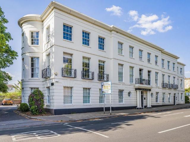 Flat for sale in Ewens Farm, Golden Valley
