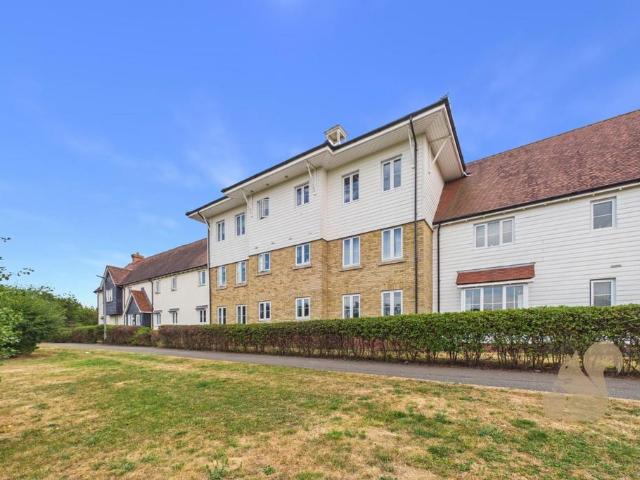 Flat for sale in East Donyland, Fordham Heath