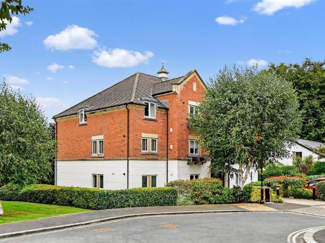 Flat for sale in High Field, York