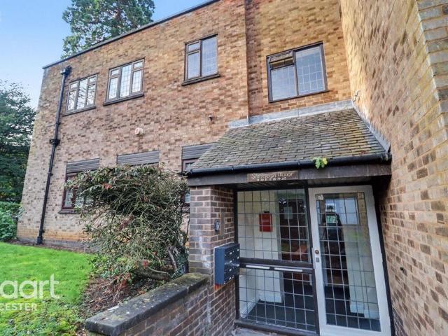 Flat for sale in Old Wharf, City Of Leicester