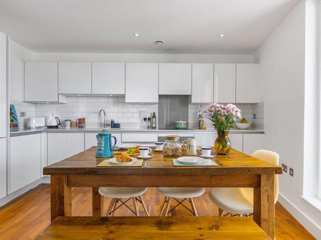 Flat for sale in Greenwich Town Centre, Isle Of Man