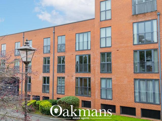 Flat for sale in Dickens Heath, Solihull