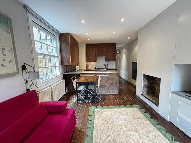Flat for sale in Rotherhithe, Greater London