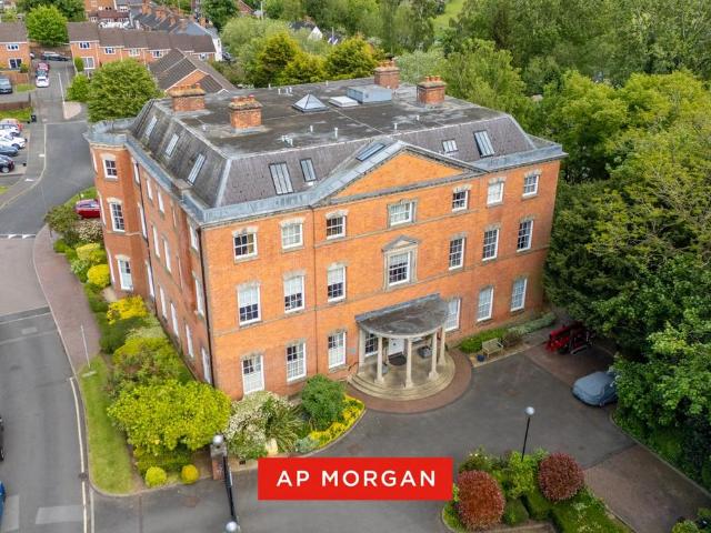 Flat for sale in Audnam, Amblecote