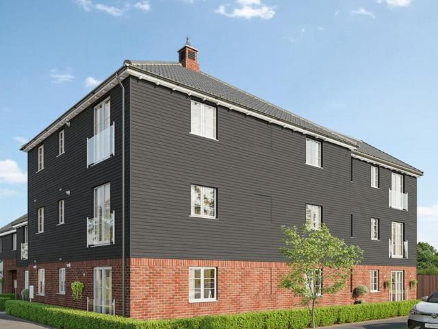 Flat for sale in Walton, Felixstowe