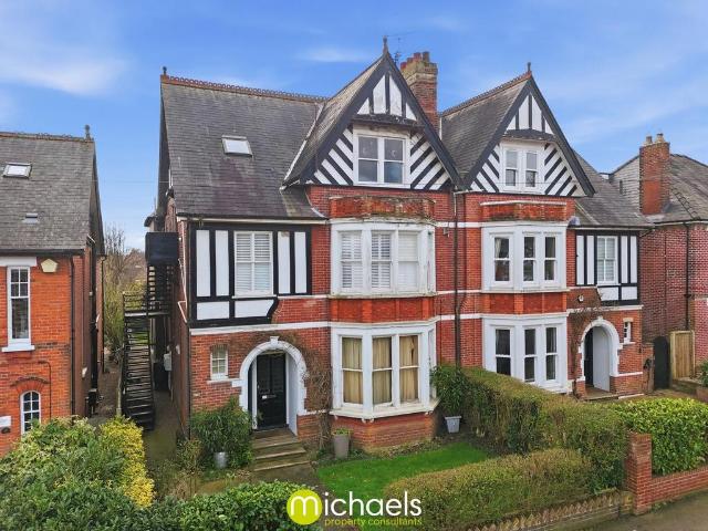 Flat for sale in Handford Place, Fordham Heath