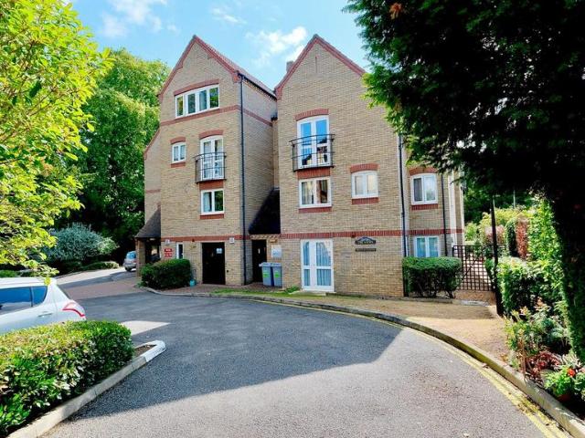 Flat for sale in Newtown, Huntingdonshire