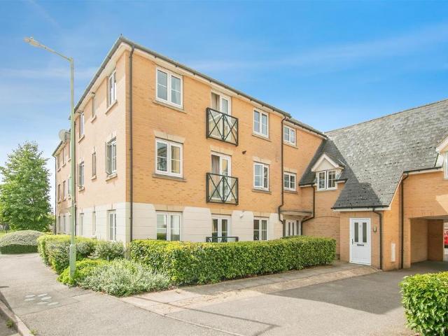 Flat for sale in Chelmondiston, Suffolk