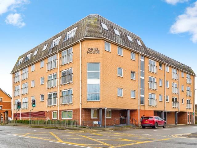 Flat for sale in Falcon Lodge, Wales