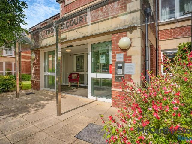 Flat for sale in Penylan, Falcon Lodge