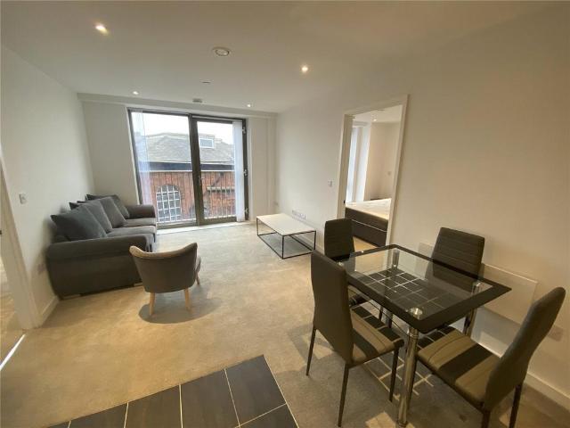 Flat for sale in Blackfriars, Salford