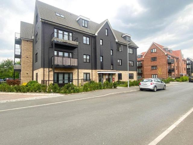 Flat for sale in Arrington, Cambridgeshire