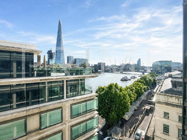 Flat for sale in Lyons, Greater London