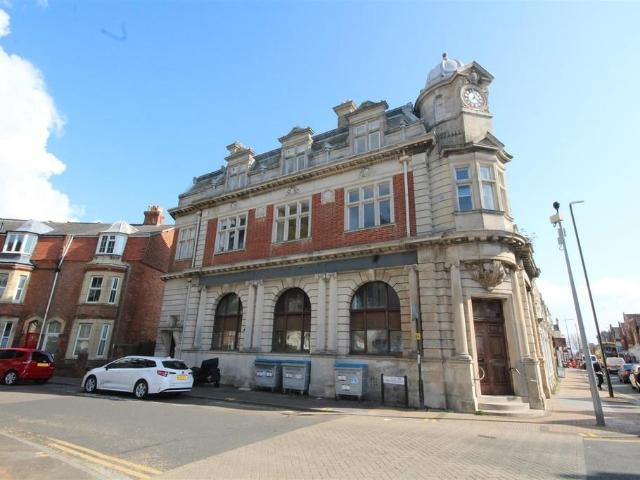Flat for sale in Boscombe, Bournemouth