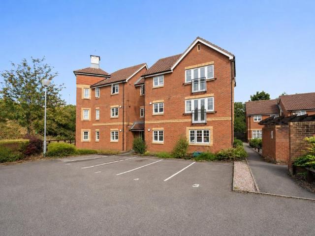 Flat for sale in The Slade, Oxfordshire