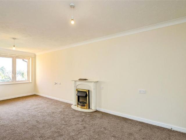 Flat for sale in Chichester, Littlecote
