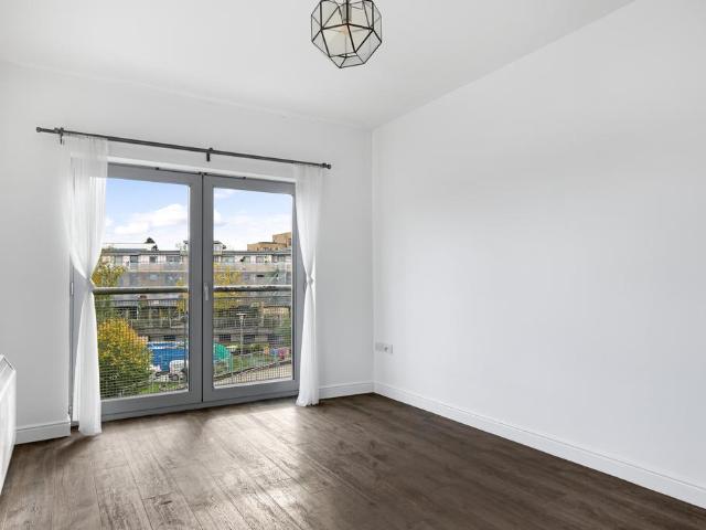 Flat for sale in Bracknell