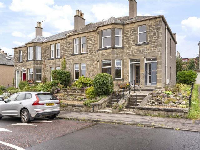 Flat for sale in Comiston, Scotland