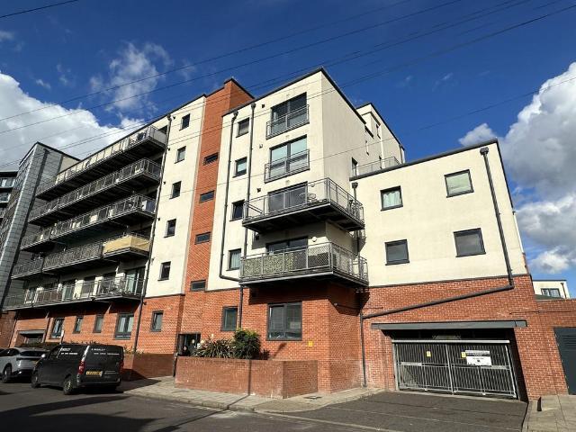 Flat for sale in Gants Hill, Isle Of Man