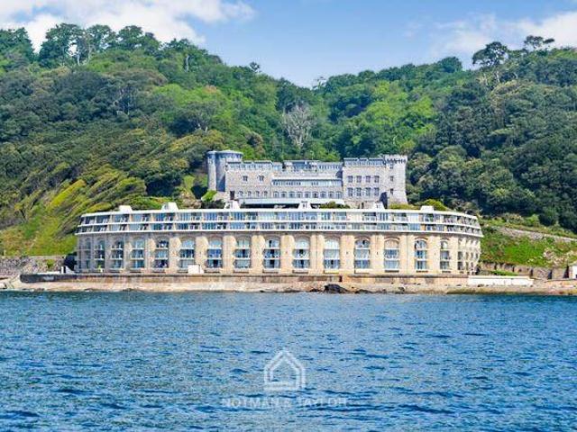 Flat for sale in Kingsand, Cornwall
