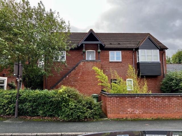 Flat for sale in Shirley, Solihull