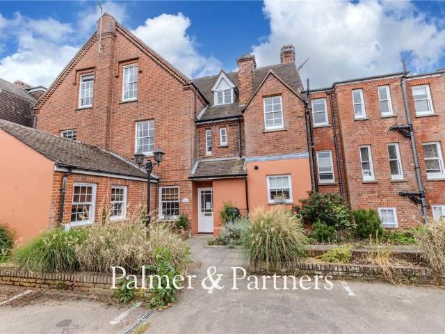 Flat for sale in The Dales, Key Street