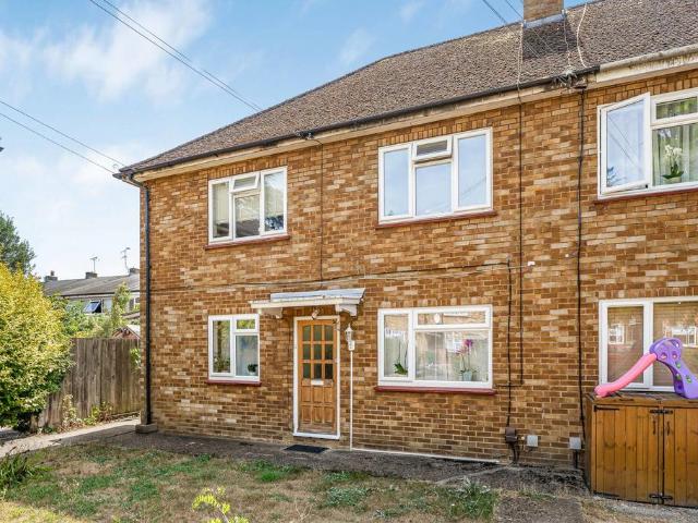 Flat for sale in Row Town, Surrey