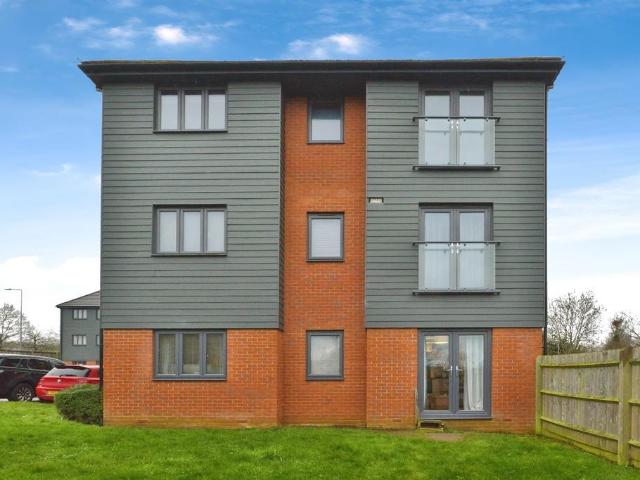 Flat for sale in Old Wolverton, Milton Keynes