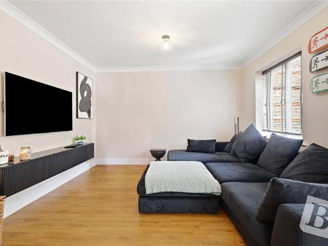 Flat for sale in Moulsham, Chelmsford