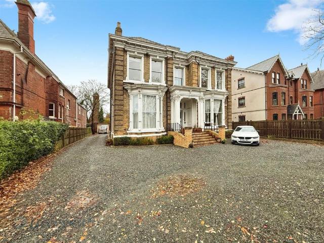 Flat for sale in Hull, City Of Kingston Upon Hull